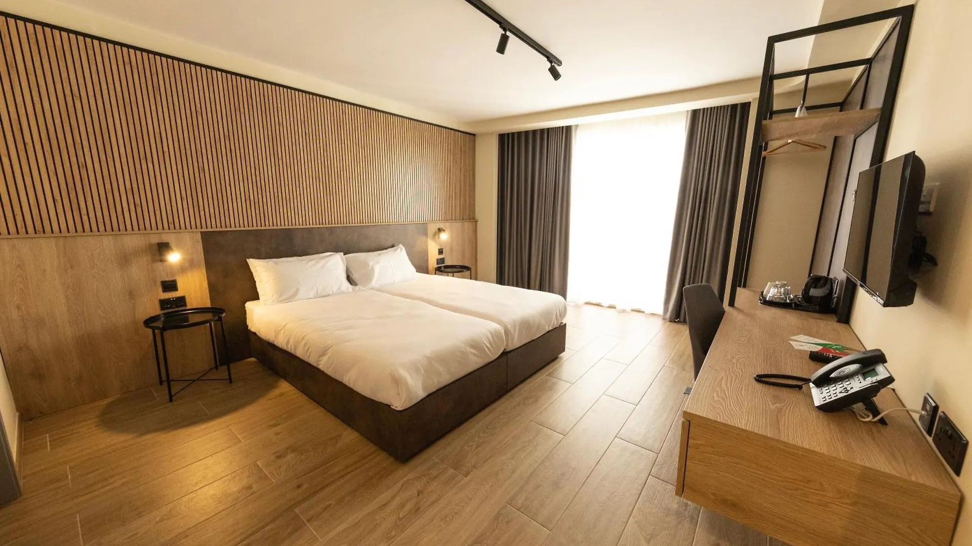 Guest house East Sliema Suites
